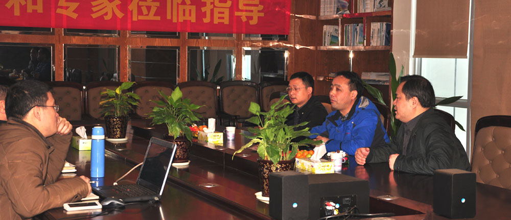 全國電磁計量技術(shù)委員會邵海明秘書長在湖南省計量檢測研究院李慶先副院長的陪同下，蒞臨銀河電氣指導(dǎo)工作
