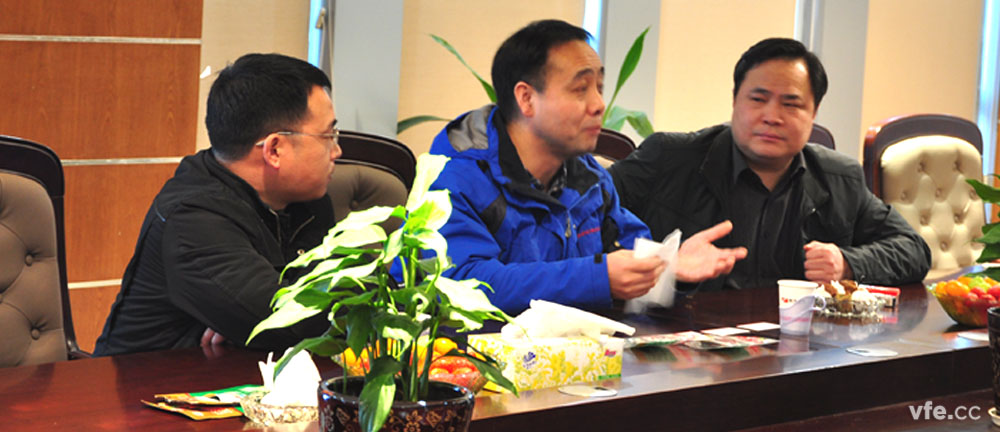 全國電磁計量技術(shù)委員會邵海明秘書長在湖南省計量檢測研究院李慶先副院長的陪同下，蒞臨銀河電氣指導(dǎo)工作