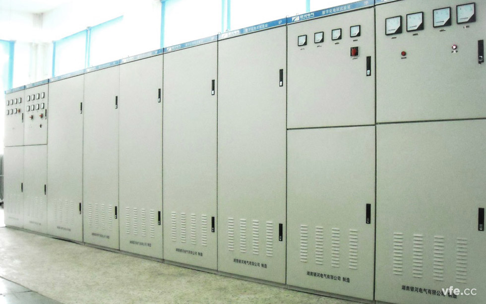 4 數(shù)字化電機(jī)試驗(yàn)中心電機(jī)試驗(yàn)專用變頻電源及開(kāi)關(guān)柜