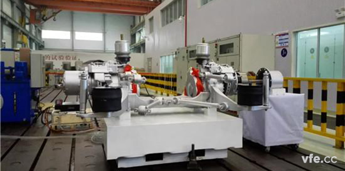 我國(guó)第二代電動(dòng)汽車(chē)動(dòng)力系統(tǒng)成功下線，打破國(guó)外壟斷地位